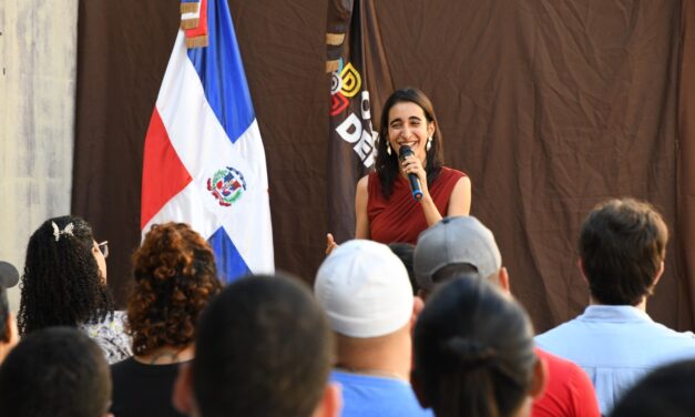 Candidata presidencial de Opción Democrática Virginia Antares rinde cuentas de gastos de precampaña