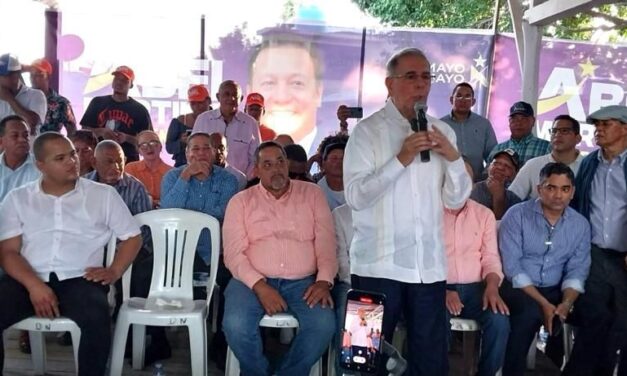 Danilo: Con PRM, neveras están Doble A: “agua arriba y agua abajo”