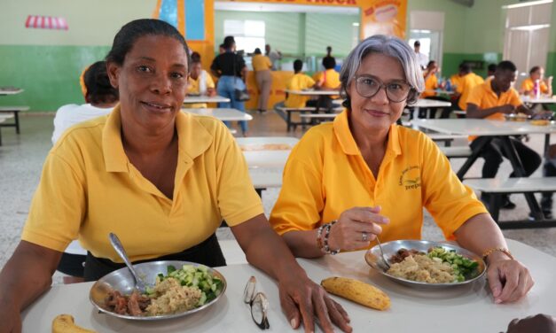 Por segundo año consecutivo, INABIE  distribuye alimentación para estudiantes jóvenes y adultos de Prepara