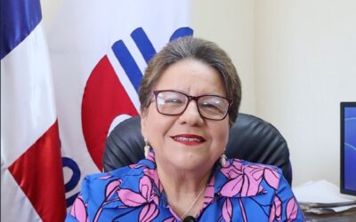 Gloria Ceballos destaca labor de la mujer en el campo de la meteorología