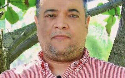 Llueve sobre los techos de zinc