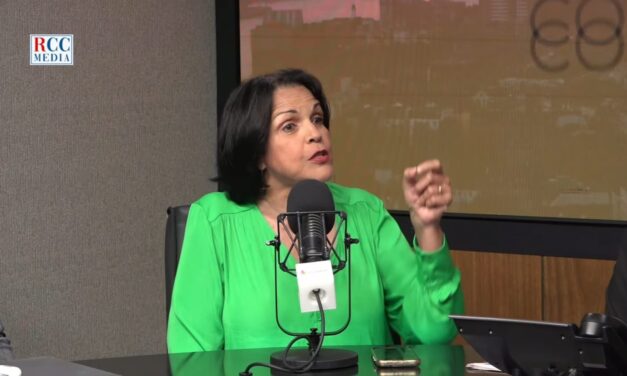 Minou Tavárez Mirabal critica la precariedad del sistema de salud y llama a un debate responsable sobre la crisis sanitaria y migratoria