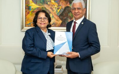 Presidente del Senado, Ricardo de los Santos, recibe análisis de ejecución presupuestaria de la Cámara de Cuentas correspondiente al 2024