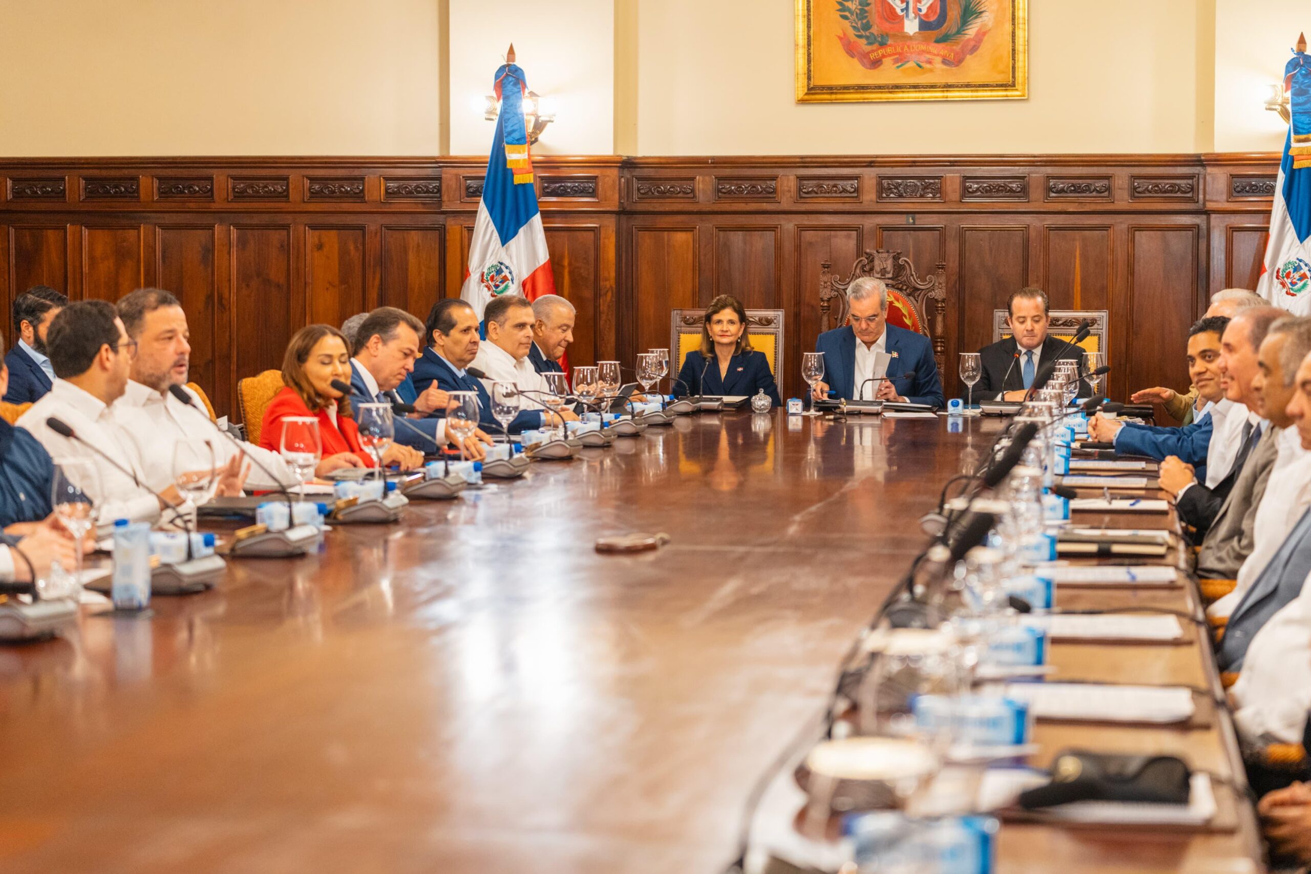 Gobierno celebra 50º Consejo de Ministros: aprueba Política Presupuestaria 2026 y presenta avances de metas priorizadas