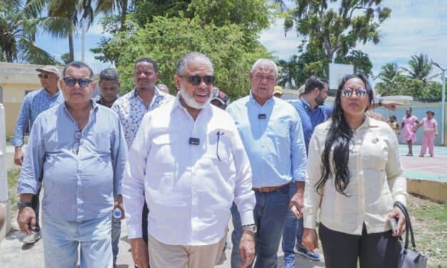Jornada asistencial lleva esperanza y bienestar a Arroyo Dulce, en Barahona