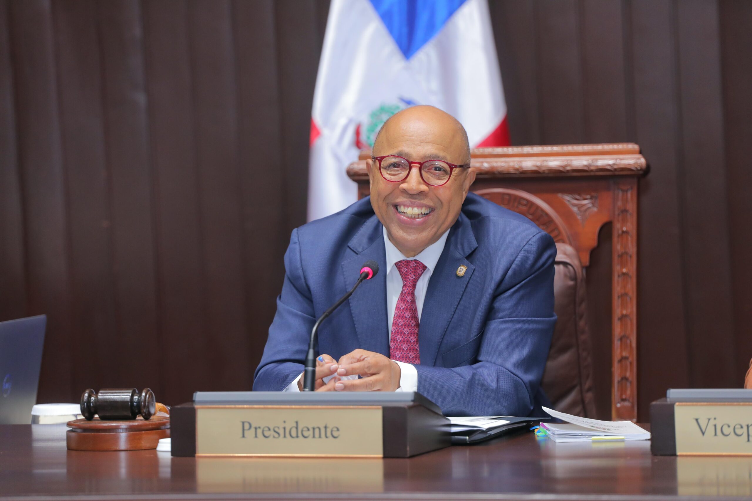 Pacheco destaca esfuerzo histórico y plural en aprobación del nuevo Código Penal