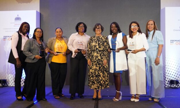 Ministerio de Educación destaca labor de los orientadores y psicólogos escolares en su día