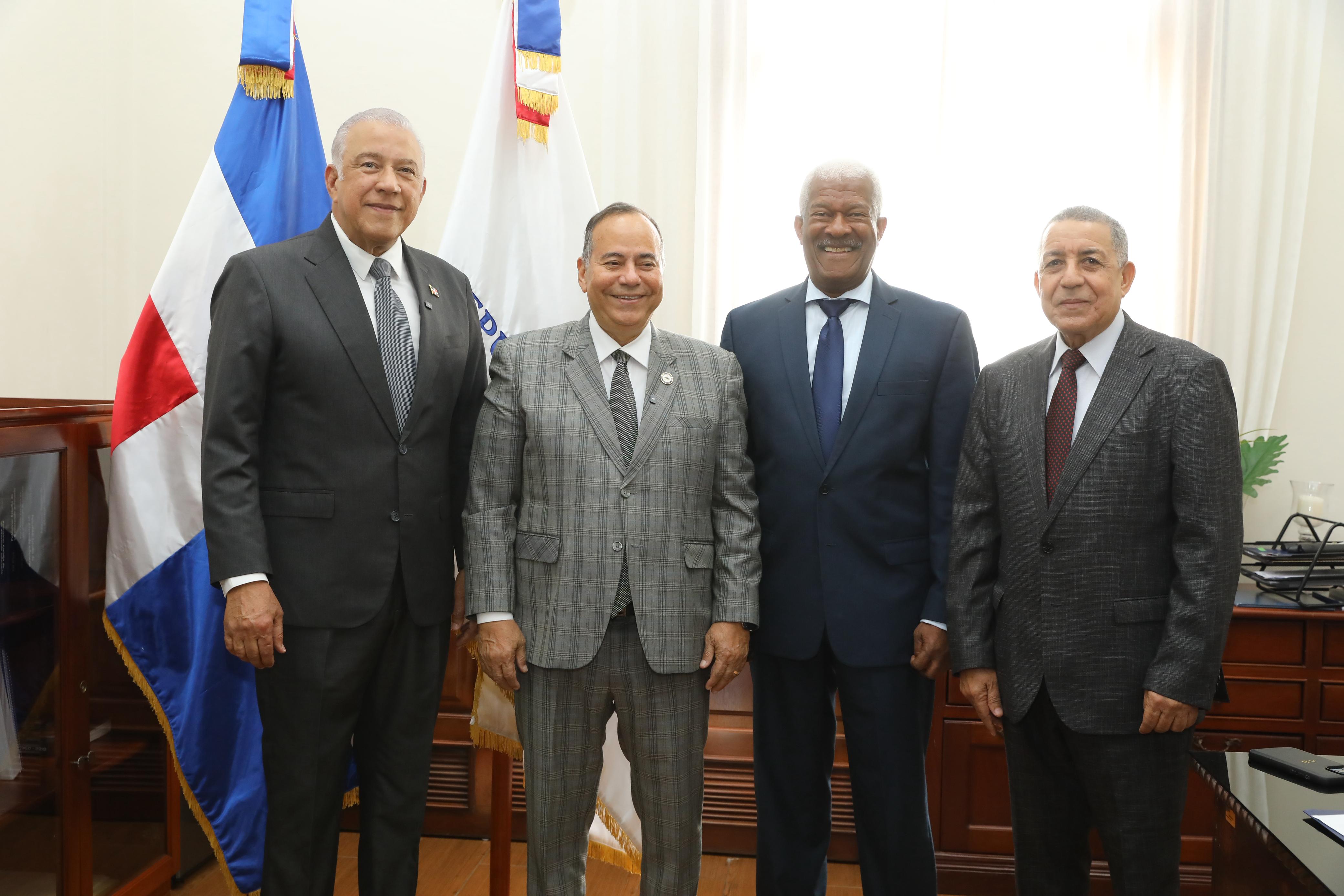 Ministro Andrés Bautista juramenta a  Alberto Caminero como director de Prensa del Presidente