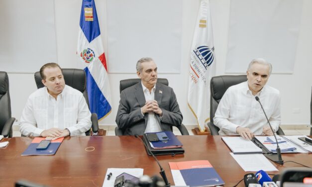 Gobierno avanza a toda marcha con los preparativos del año escolar 2025-2026