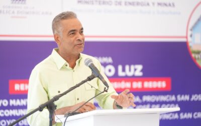 Gobierno entrega proyectos de electrificación rural que benefician a más de 210 familias en San José de Ocoa y San Cristóbal