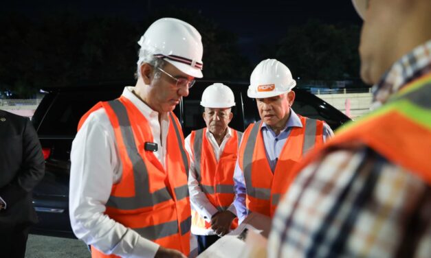 Presidente Abinader supervisa construcción del paso a desnivel en la Prolongación 27 de Febrero con Isabel Aguiar