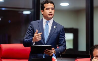 Gobierno aumenta RD$34,000MM al gasto corriente, denuncia Omar Fernández