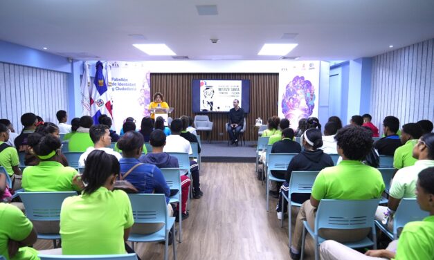 Arranca la Ruta Educativa del sector energía y minas en la FILSD 2025