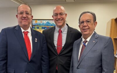 Gobernador Valdez Albizu y ministro Magín Díaz se reúnen con el director ejecutivo del FMI, André Roncaglia