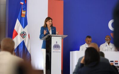 Raquel Peña reafirma respaldo del Gobierno a los clubes deportivos durante la celebración del Día Nacional de los Clubes