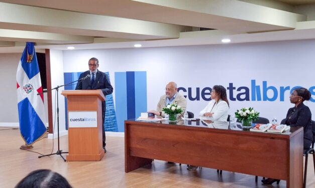 Desarrollo de la Comunidad pone en circulación dos libros de jóvenes escritoras