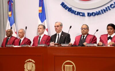 Presidente Abinader asiste a audiencia solemne por 181 aniversario de la Constitución dominicana