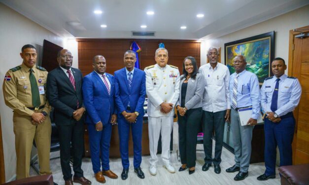 Tras reunión con autoridades consulares de Haití Director de DGM deja claro operativos de interdicción continuarán respetando DDHH de inmigrantes como hasta ahora