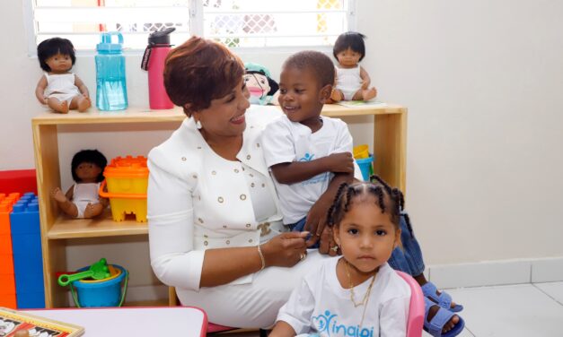 Directora del INAIPI, Josefa Castillo Rodríguez, inaugura  Centro de Atención Integral Comunitario CAIPI C  San Rafael del Yuma