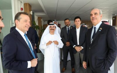 Presidente Abinader se reúne con el líder global de DP World para consolidar a República Dominicana como centro logístico y de inversión regional