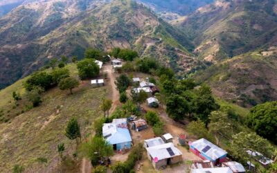 El Gramaso, en lo alto de la cordillera Central, ya tiene energía eléctrica