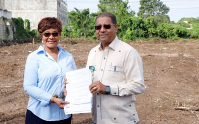 Directora del INAIPI recibe del presidente Luis Abinader terrenos para construir CAIPI en favor de la niñez vulnerable en Andrés, Boca Chica