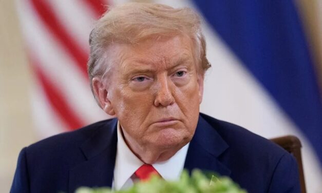 Trump dice que existe la posibilidad de retomar el viernes las negociaciones con Irán