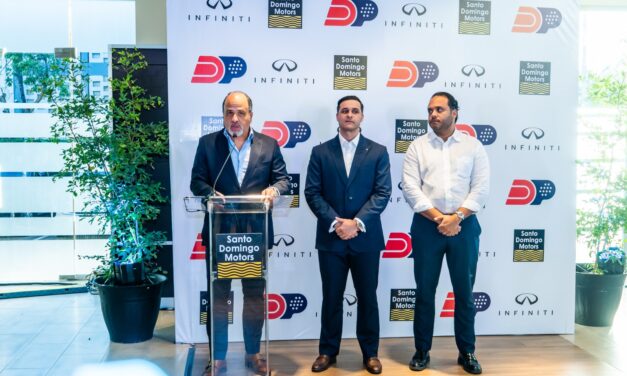 Santo Domingo Motors y Dominican Padel Club anuncian alianza estratégica