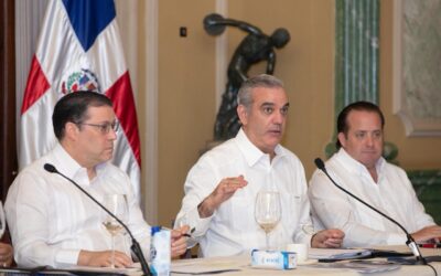 Presidente Luis Abinader anuncia que el Gobierno mantendrá sin variación precios de los combustibles para la presente semana