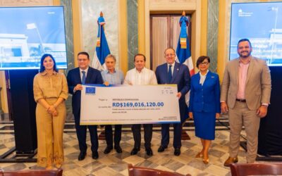 Gobierno dominicano y UE impulsan economía verde en RD; UE dona 2,275 MM de euros