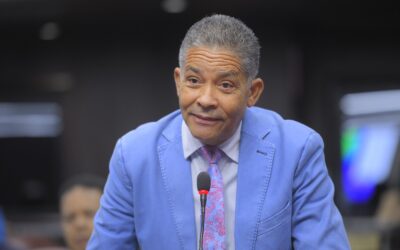 Eugenio Cedeño llama a Abinader a “poner orden en la casa” y alerta: “Hay gente a la que no le importa que el PRM desaparezca”