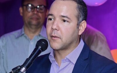Johnny Pujols afirma en San Cristóbal que el Gobierno intenta acallar a la oposición y “destruir el sistema de partidos”