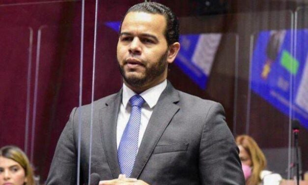 Carlos Amarante García responde a Gustavo Sánchez: “Es el Caballo de Troya de la oposición”