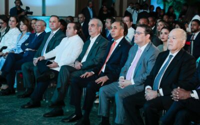 Presidente Abinader encabeza lanzamiento de plataforma de Pagos con Tarjetas de la Dirección de Aduanas para agilizar procesos y fortalecer transformación digital de los servicios aduaneros