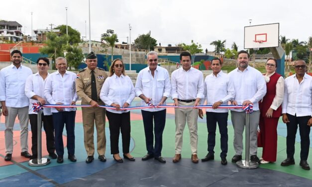 Abinader y Collado inauguran  bulevar de la Salud en Haina con inversión de 165 millones de pesos